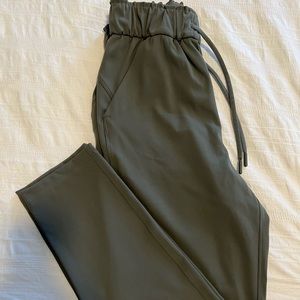 Keep Moving Pant 7/8 High-Rise